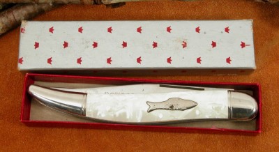 Knife in Box DSCN2968.jpeg