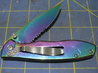 UnmarkedTitaniumNitrideCoatedFolder 002.jpg