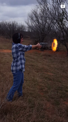 Linda Gun.png