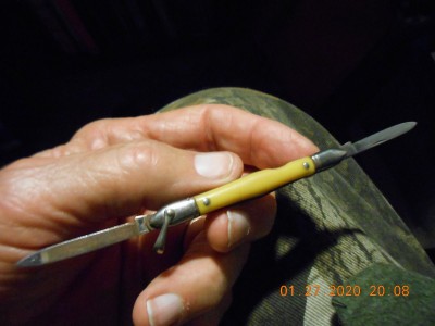 Colonial Tuxedo with 2 piece nail file blade.