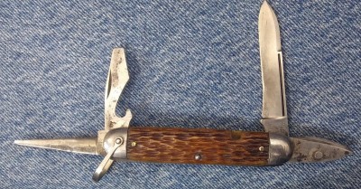 Schrade Cut Co Peachseed Bone Camper a.jpg