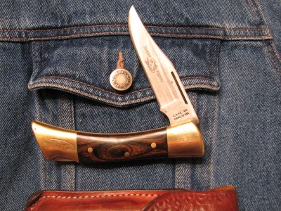 1976 Case Shark Tooth<br />My old deer hunting buddy