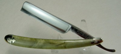 razor2.jpg