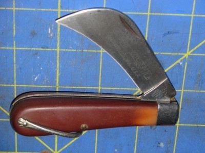 Camillus#1SyntheticHandle.JPG