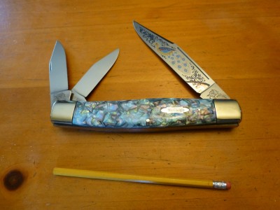 bulldog display whittler.JPG