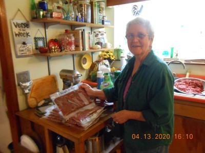 Vacuum packed pure venison burger ready for the freezer.<br />Used in chili, pasta dishes, taco salad, not for patties.
