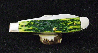 W - Case 2007 Mini-Trapper 6207W SS Green Apple - Pile Closed.JPG