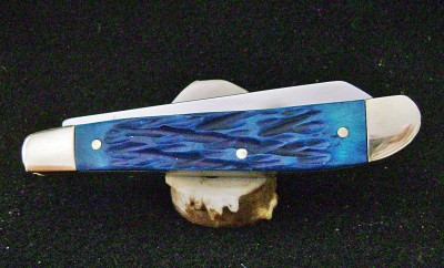 Crowing Rooster Mini-Trapper - Closed Pile.JPG