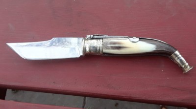 A little non-ratcheting navaja by Martinez y Gascon.