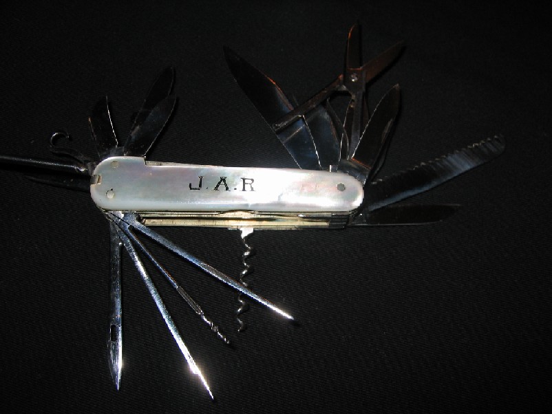 knife3.jpg