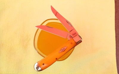 It's a beautiful Orange! Orange like the sun! ;-)