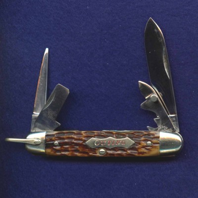 This is a 3 3/8" Robeson Scout
