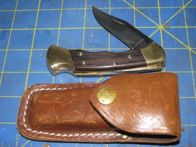Buck112-1987WithPouch$23 001.jpg