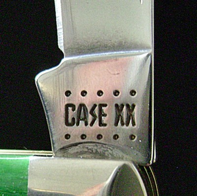 Case 2019 Mini-Trapper 6207 SS Decade Finale Bright Green Smooth Bone - Tang Stamp.JPG
