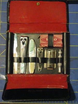 GilletteTravelKit2.JPG