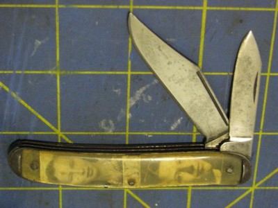 ThorntonSerpentinePictureHandleKnife 001.jpg