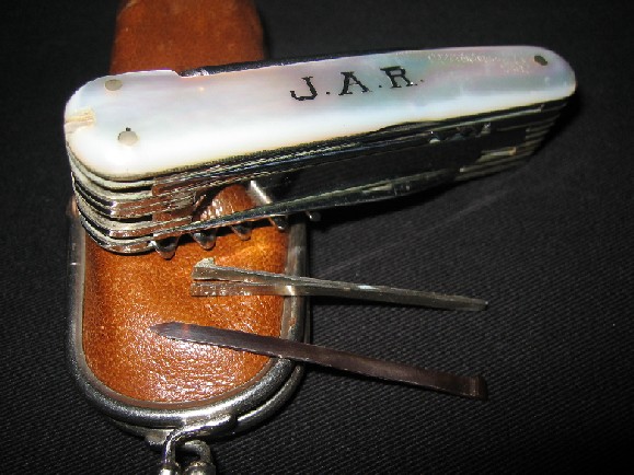 knife2.jpg