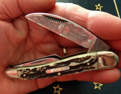 Bulldog Whittler