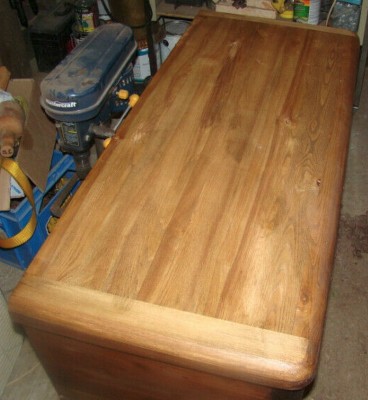 cedar chest 03.JPG