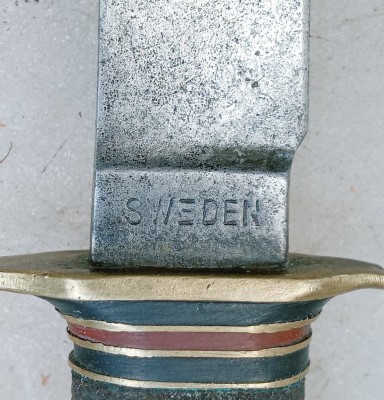 Sweden fixed blade a.jpg