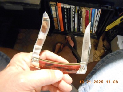 RR 1665 Moose  Black Cherry Bone $9.99