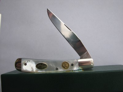 Fifth Anniversary Pearl <br />Half Moon Trapper