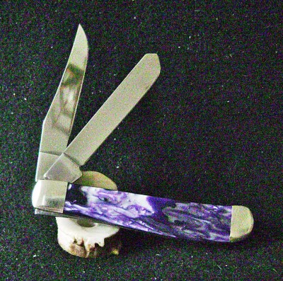Case 2015 Mini-Trapper 9207 Purple Corelon - Pile Open.JPG