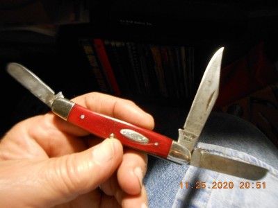 I worked the chip out of the sheep foot and all the blades are now ready for action.