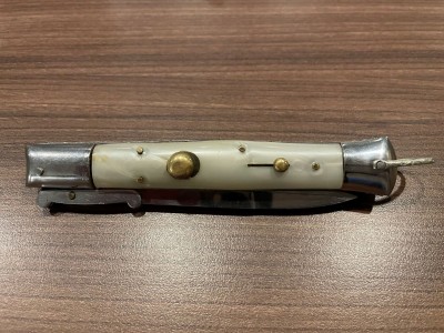 knife 2.jpg