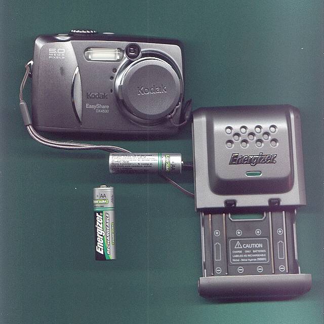 KodakDX4530-EnergizerCharger-01.jpg