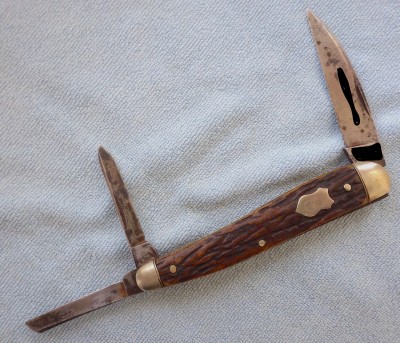 mystery knife.JPG