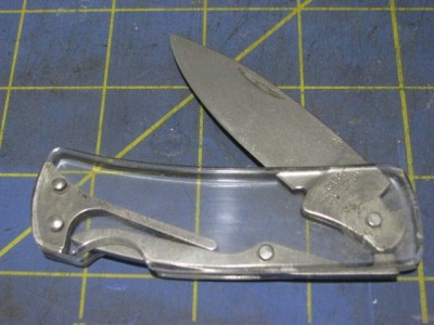 SabreSkeletonKnifeFree 001.jpg