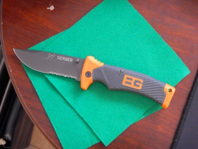 Desk knife.