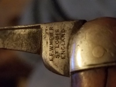 Knife picture