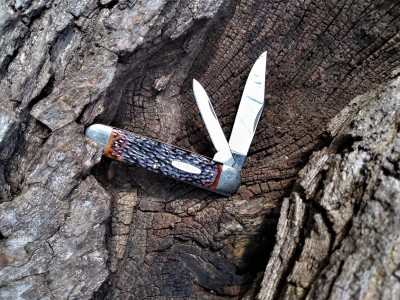 Old KaBar 1003 Jumbo Jack on the trail.jpg