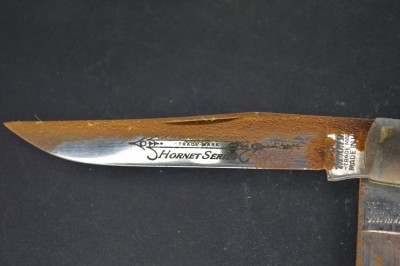 newcombknife3193_orig.jpg