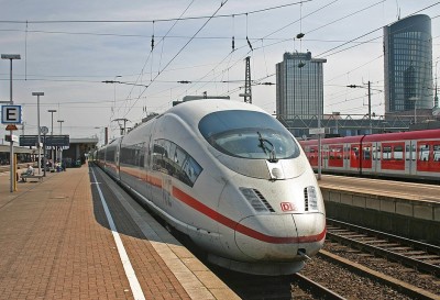 939px-DB_403_01_Dortmund_Hbf.jpg