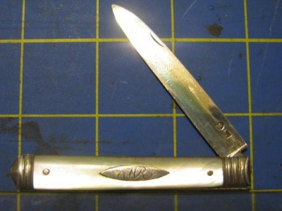 SilverFruitKnifeFrench.JPG