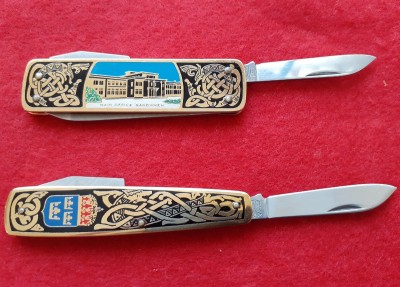On top is the new acquisition, a 3 piece gentleman's knife with blade, nail file and bottle opener. Below is a 2 piece gentleman's with blade and bottle opener. The tang stamp of the above knife reads "EKA Sweden", while the below is marked "EKA Eskilstuna".