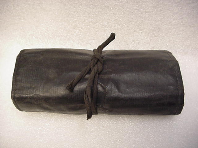 Kit rolled up/after