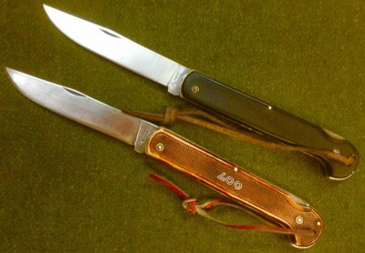 A Pair Of PASTOR ALEMAN "007" Lockback Pocket Knives.