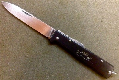 A MERCATOR "K55ꓘ" Lockback Pocket Knife.