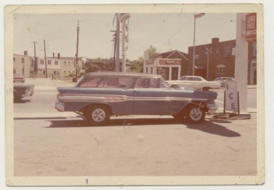 1957PontiacCustomSafariWagon 7.jpg