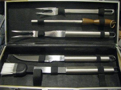 0KnivesAluminumBox5.JPG