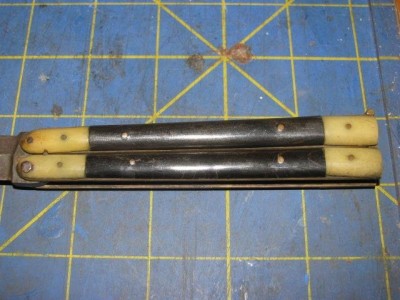 UnmarkedPhillippineBalisong5Handle.JPG