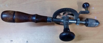 Hand Drill b.jpg