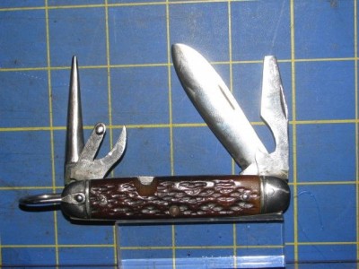 UnmarkedNOScoutKnife.JPG