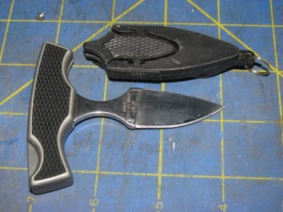 UnitedCutleryUC-927PushDagger2019-3.JPG