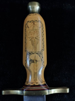 Sting Handle 2.jpg