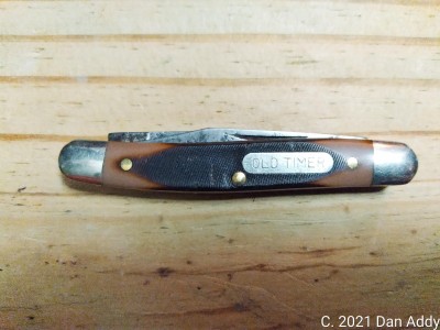 Schrade 104OT Shield Side.jpg